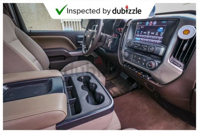 aed1194month-2017-chevrolet-silverado-lt-z71-53l-full-chevrolet-service-history-gcc-specs-big-4