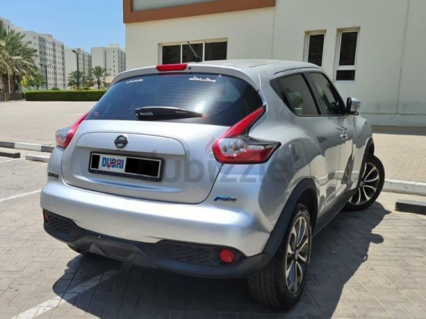 nissan-juke-sl-2015-big-9