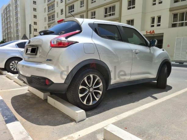 nissan-juke-sl-2015-big-2