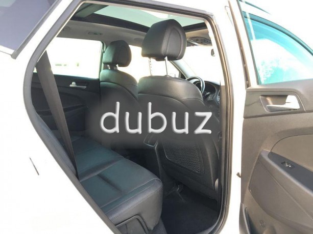 only-50000kms-tucson-24l-gdi-4wd-warranty-till-18072021-or-100000-kms-big-15