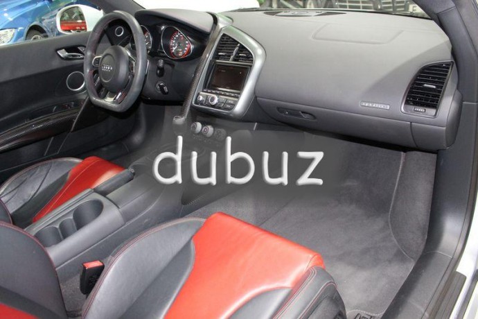 2012-audi-r8-v10-gcc-spec-full-carbon-fiber-options-excellent-condition-fix-price-big-4