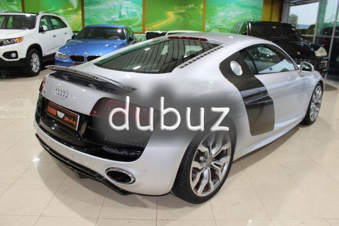 2012-audi-r8-v10-gcc-spec-full-carbon-fiber-options-excellent-condition-fix-price-big-0