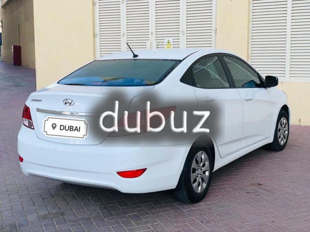 hyundai-accent-2016-white-gcc-single-owner-big-3