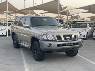 
                            
                            نيسان سوبر سفارى 2017 دهبى داخل زعفران صبغة الوكالة بحالة ممتازة
                            
                        