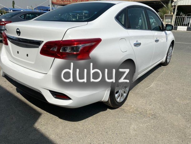 nissan-sentra-2019-big-4