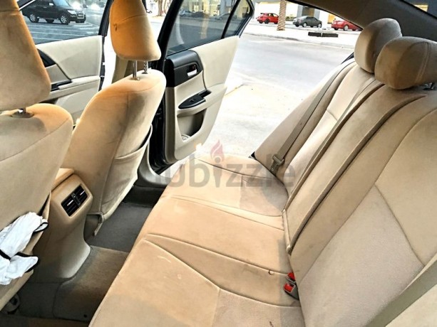 honda-accord-mid-range-2016-big-0