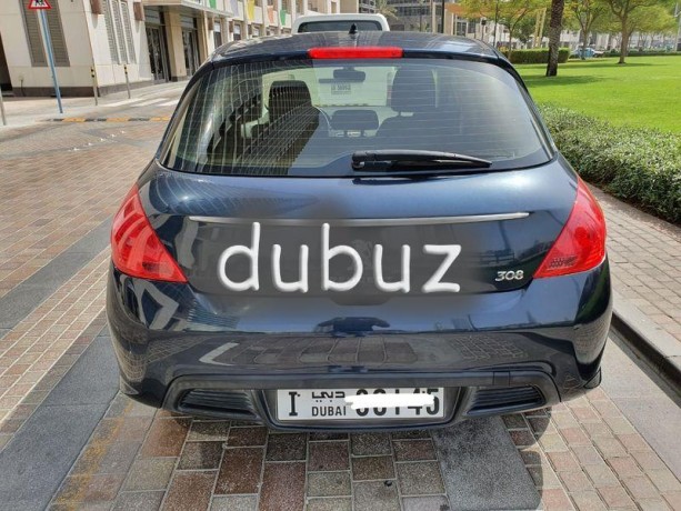 2012-peugeot-308-hatchback-highly-economical-big-17