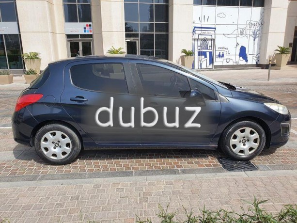 2012-peugeot-308-hatchback-highly-economical-big-14
