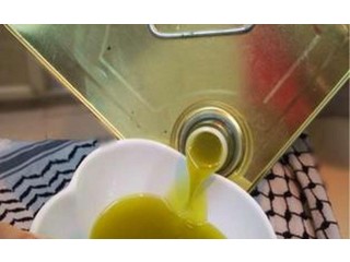 
                        زيت زيتون فلسطيني بكر تنكه 16 لتر السعر 500 درهم                                            