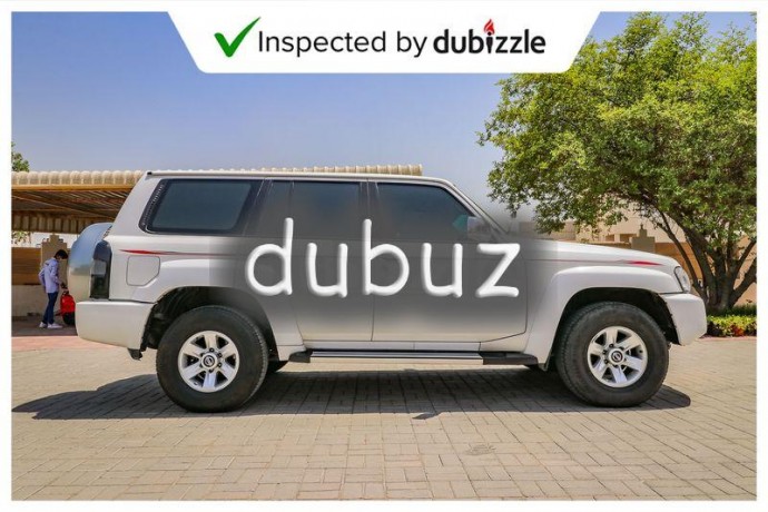aed1524month-2016-nissan-patrol-safari-48l-full-nissan-service-history-7-seater-gcc-specs-big-16