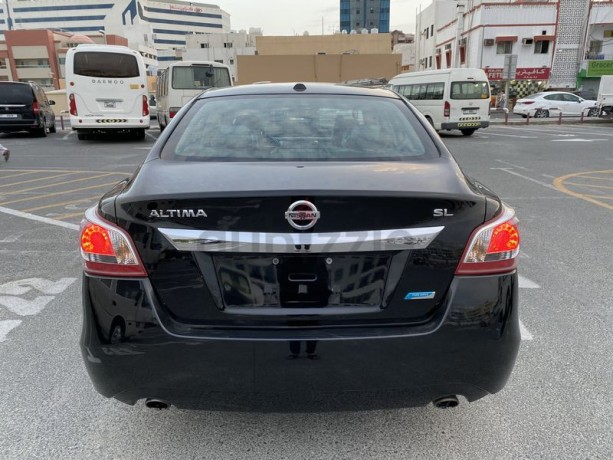 nissan-altima-black-2013-full-option-sl-big-8