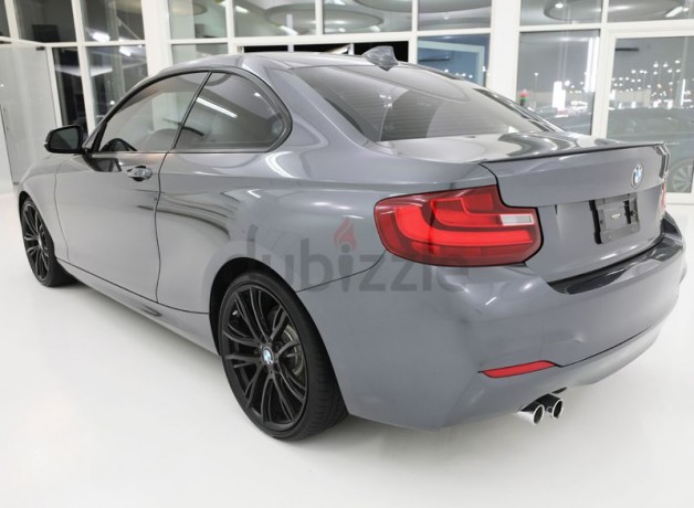 model-2016-v4-240-hp-19-alloy-wheels-v545542-big-5