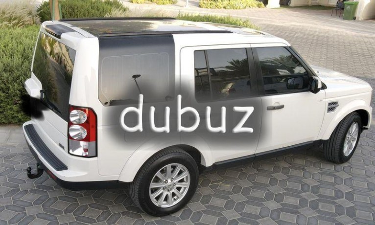luxurious-land-rover-lr4-gcc-big-12
