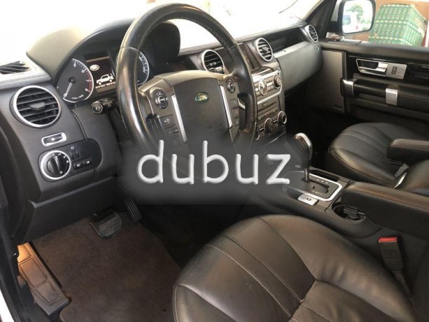 luxurious-land-rover-lr4-gcc-big-5