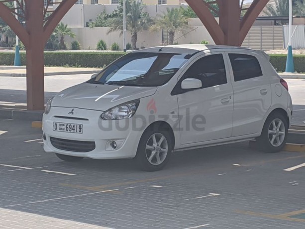 2014-mitsubishi-mirage-big-6