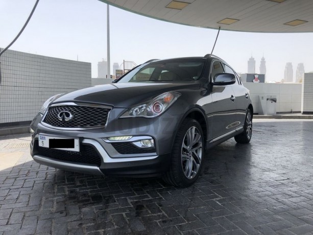 infiniti-qx50-warranty-lady-driven-big-7