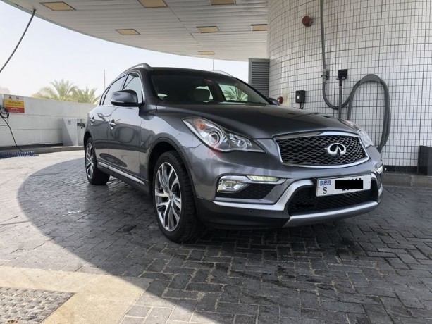 infiniti-qx50-warranty-lady-driven-big-4