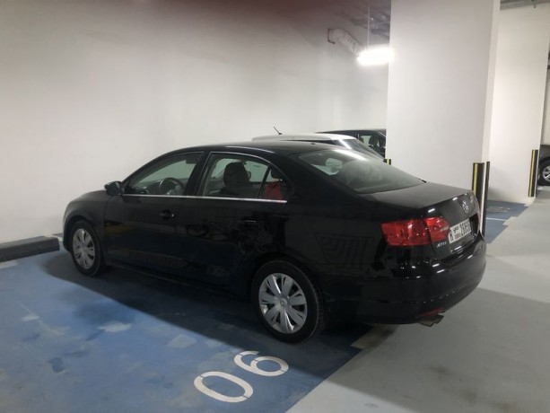 2013-volkswagen-jetta-low-milage-big-7
