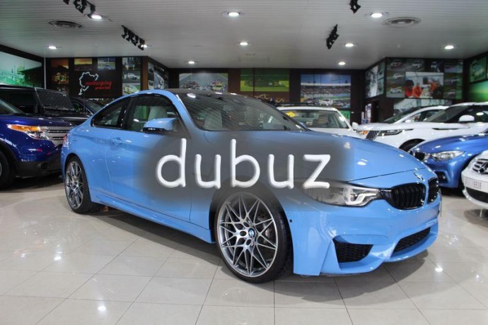 only-1-in-uae-bmw-m4-2019-competition-package-manual-transmission-mint-condition-big-9