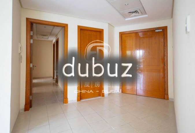 mediterranean-top-floor-next-to-metro-big-2