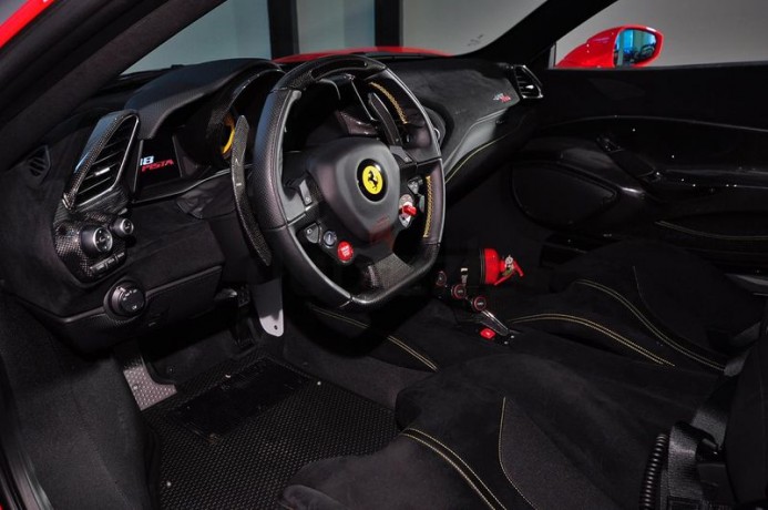 ferrari-488-pista-high-options-al-tayer-car-big-1