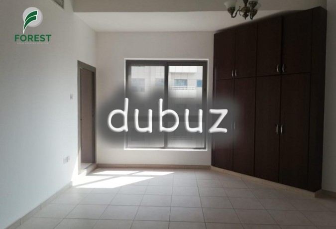 spacious-1-bedroom-balcony-community-view-big-9