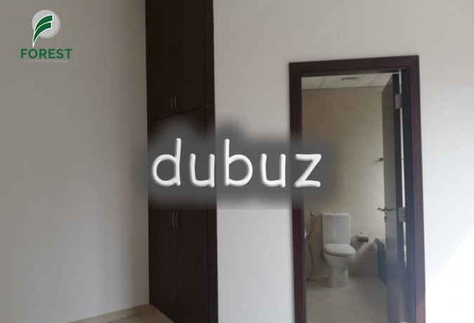 spacious-1-bedroom-balcony-community-view-big-5