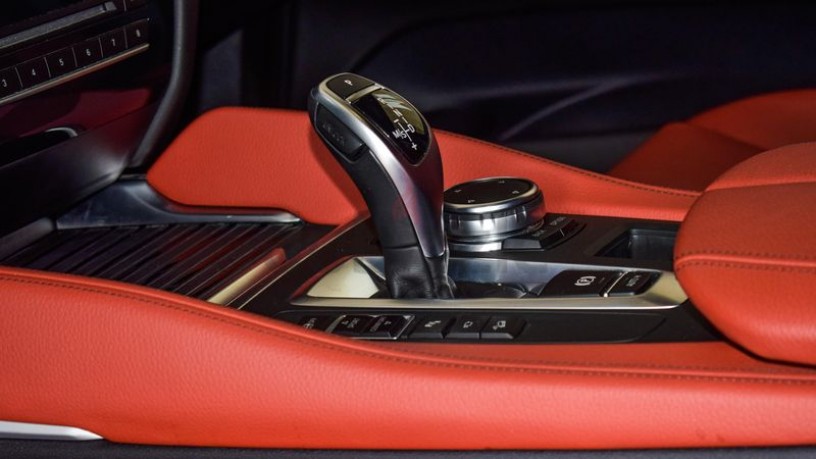 2015-bmw-x6-xdrive-35i-m-kit-warranty-and-service-contract-till-2023-gcc-specifications-big-3