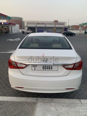 sontata-2013-gcc-original-paint-accident-free-big-11