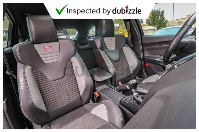 aed973month-2016-ford-focus-st-20l-full-ford-service-history-warranty-service-gcc-big-3