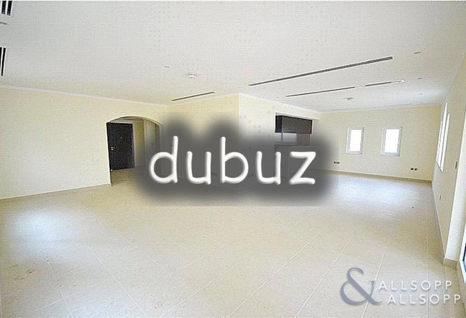 exclusive-immaculate-3-bedroom-large-big-8