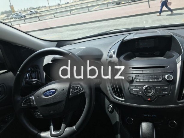 ford-escape-se-gcc-specs-like-new-big-10