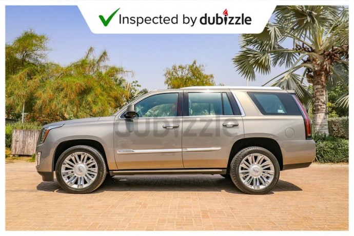 aed3699month-2018-cadillac-escalade-62l-full-cadillac-service-history-7-seater-gcc-specs-big-16