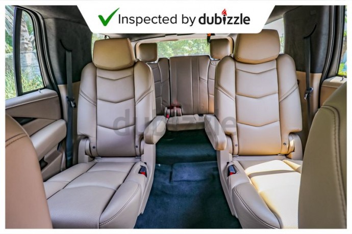 aed3699month-2018-cadillac-escalade-62l-full-cadillac-service-history-7-seater-gcc-specs-big-5
