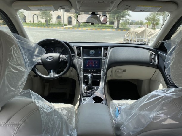 q50-excellent-condition-big-7