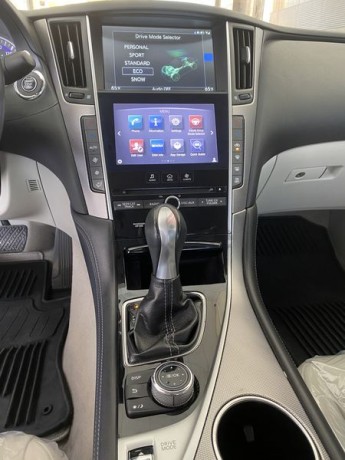 q50-excellent-condition-big-4