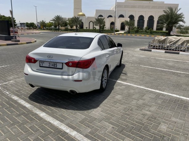 q50-excellent-condition-big-2