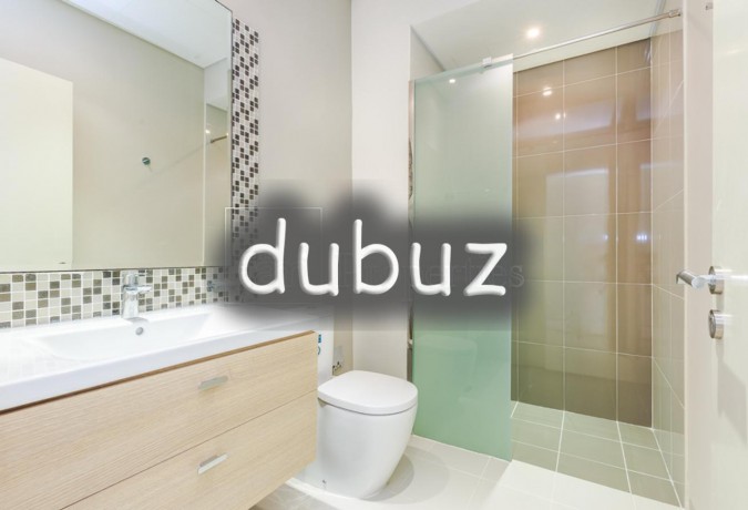 large-garden-close-to-pool-good-location-big-3