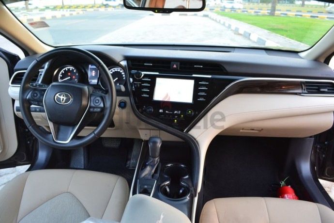 camry-se-v4-2018-gccfull-optionsunroofaccident-freeoriginal-pai-big-2