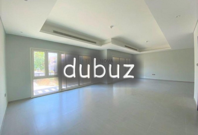 spacious-4-bedmaidsstudy-town-house-brand-new-big-19