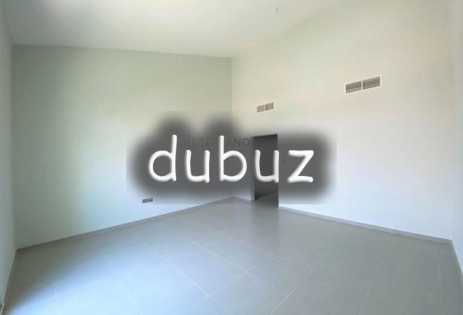 spacious-4-bedmaidsstudy-town-house-brand-new-big-14