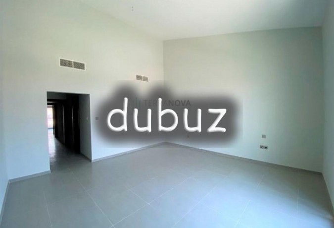 spacious-4-bedmaidsstudy-town-house-brand-new-big-12