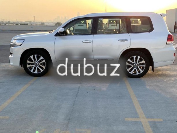 toyota-landkroz-vxr-abyd-byj-mhrk-46-fol-bs-mkhml-bdon-hoadth-olasbgh-syrfs-odman-okal-alftym-big-11