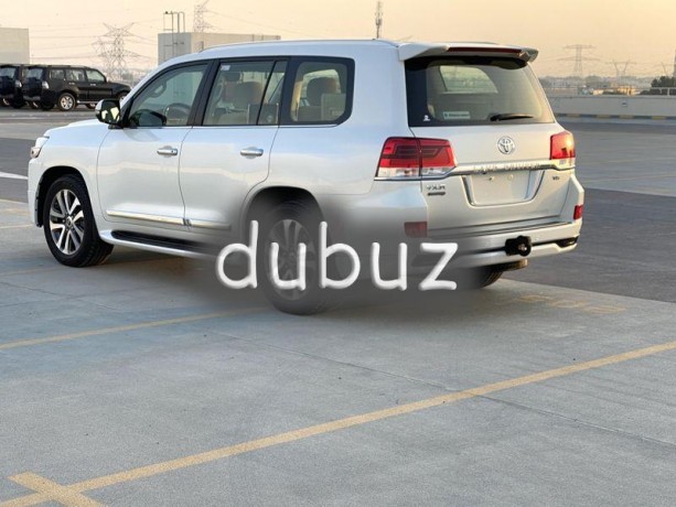 toyota-landkroz-vxr-abyd-byj-mhrk-46-fol-bs-mkhml-bdon-hoadth-olasbgh-syrfs-odman-okal-alftym-big-4