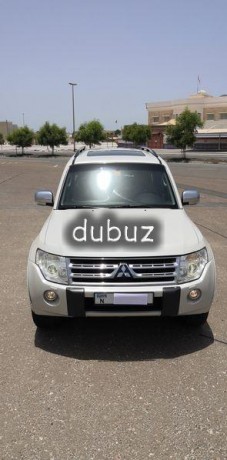 pajero-38l-2011-full-option-big-12