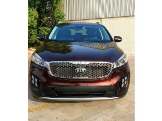 
                            
                            2016 KIA sorento Full option 2.0cc Push button ,4x4 and Keyless
                            
                        