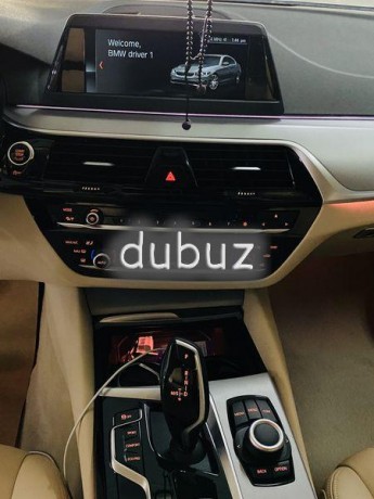 bmw-520i-agency-maintained-with-5-years-service-and-warranty-package-big-16