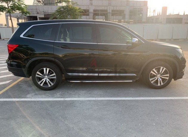 superb-honda-pilot-with-warranty-and-service-contract-big-4