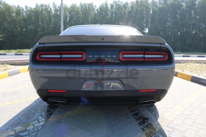 dodge-challenger-v6-us-ref94-big-7