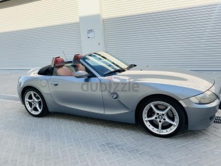 
                            
                            BMW Z4 2006 GCC both keys like new car Convertable
                            
                        